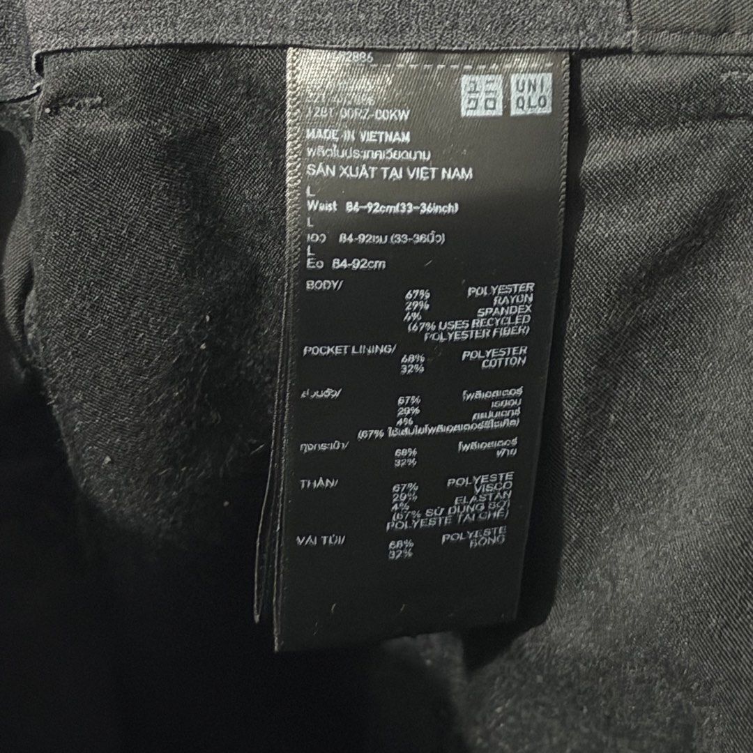 Uniqlo Black Pants (Category: Trousers) located in Subic. Submitted by the_elusive_shop (Listing ID 1463834035, Image 2). Description: Note: one button is missing but i will provide a set of buttons.