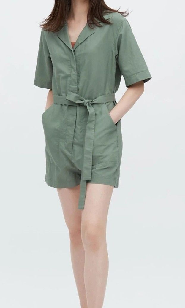 Uniqlo sage green linen romper (Category: Rompers) located in Batangas. Submitted by micaelaul (Listing ID 1463832807, Image 1). Description: 32-34 bust 25-29 waist.