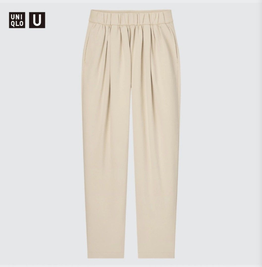 Uniqlo Sweatpants with Gathered Lining (Category: Other Bottoms) located in Angeles City. Submitted by angelcloset141989 (Listing ID 1463796434, Image 1). Description: Uniqlo Sweatpants with Gathered Lining Size : large Waist : 32 to 36 Length : 40 Condition : 10/10 Location : pampanga 650 + sf.