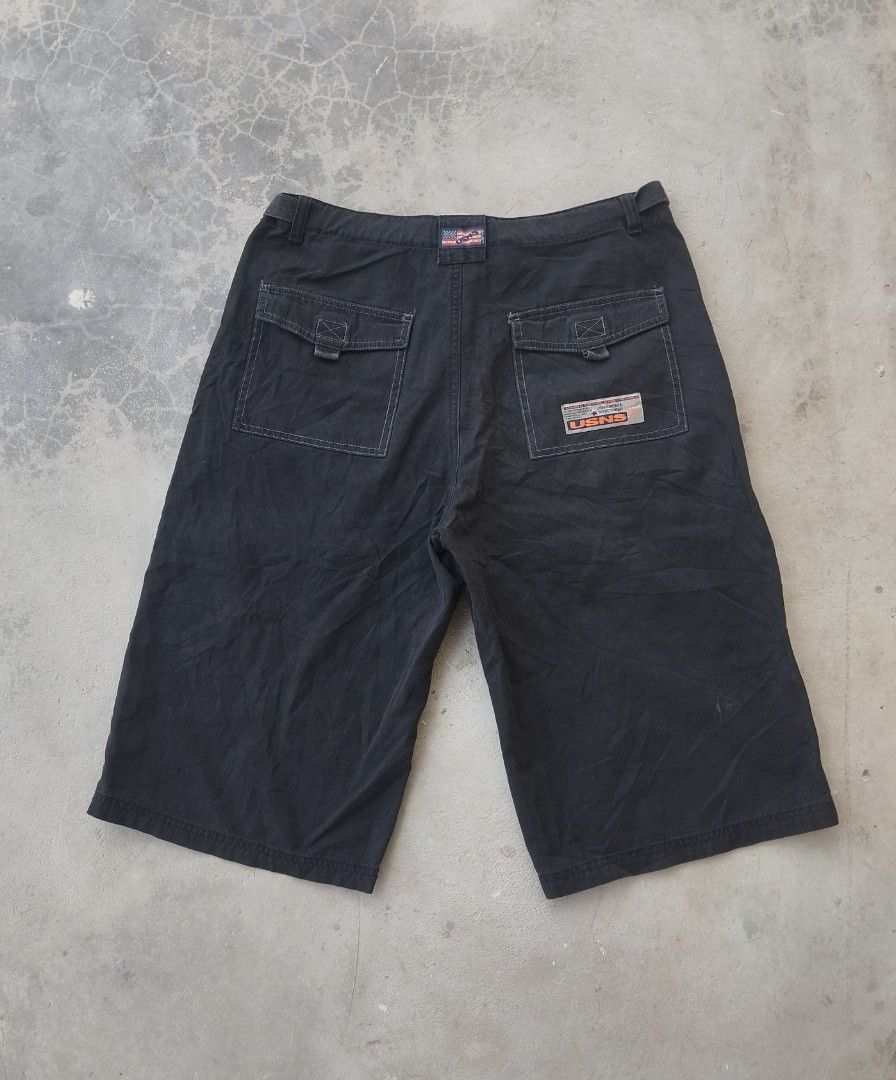 USNS JORTS Cargo Shorts Black Size M (Category: Shorts) located in Mati. Submitted by old_era.ph (Listing ID 1463788535, Image 2). Description: - Brand: USNS - Color: Black - Type: Cargo Shorts - Size: Medium (M) - Features: Multiple front and back pockets - Included: Belt - Ideal for: Casual wear, outdoor activities - Fit: Comfortable.