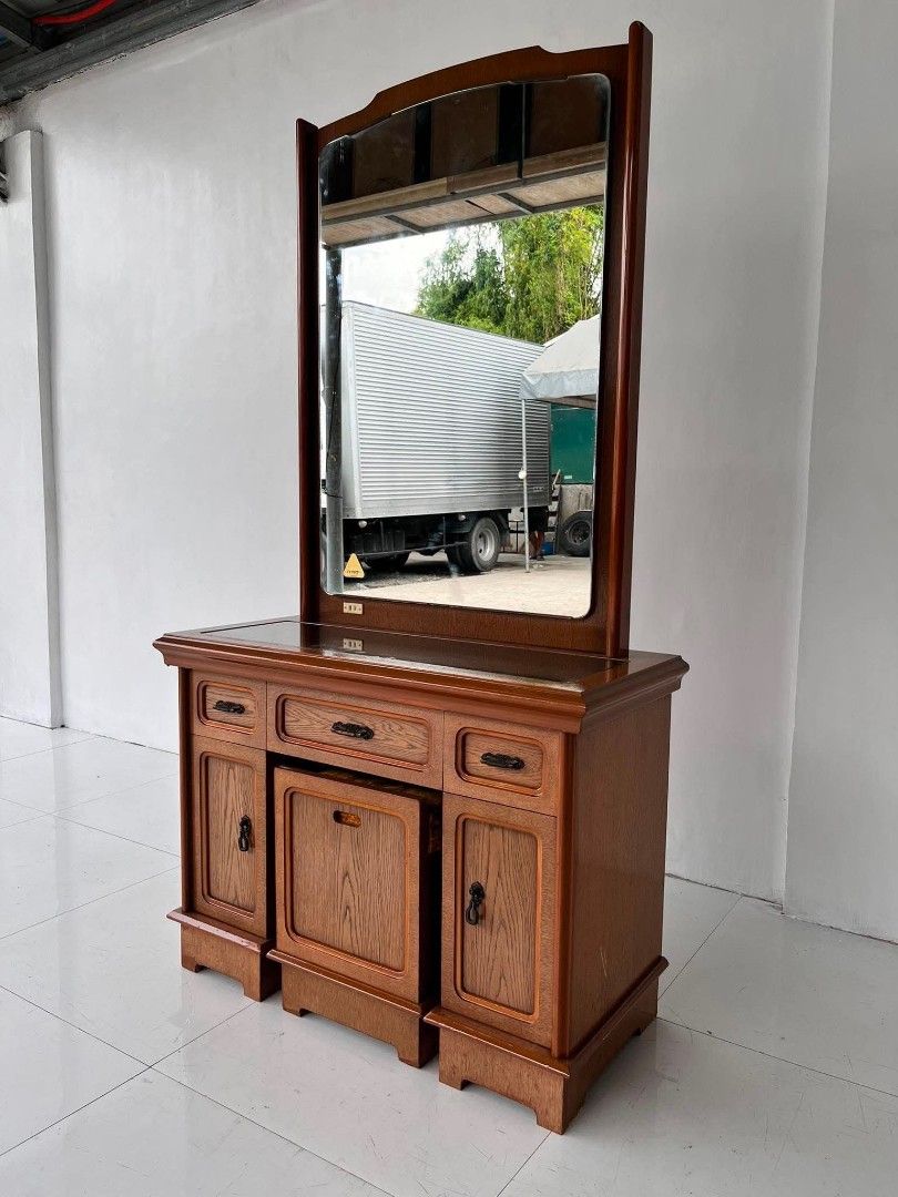 Vanity Dresser with Stool Solid Wood Japan Surplus (Category: Other Home Furniture) located in Mexico. Submitted by mgracejapansurplus (Listing ID 1463800248, Image 3). Description: NEW ARRIVAL 🔥 JAPAN SURPLUS 🇯🇵 ▪️Solid Wood Vanity Dresser with Stool - Classic warm oak finish, tall framed beveled mirror - Top: 3 drawers with dark metal handles - Base: 2 side cabinets + 1 central cabinet - Elegant carved trim & sturdy raised legs - Includes ma