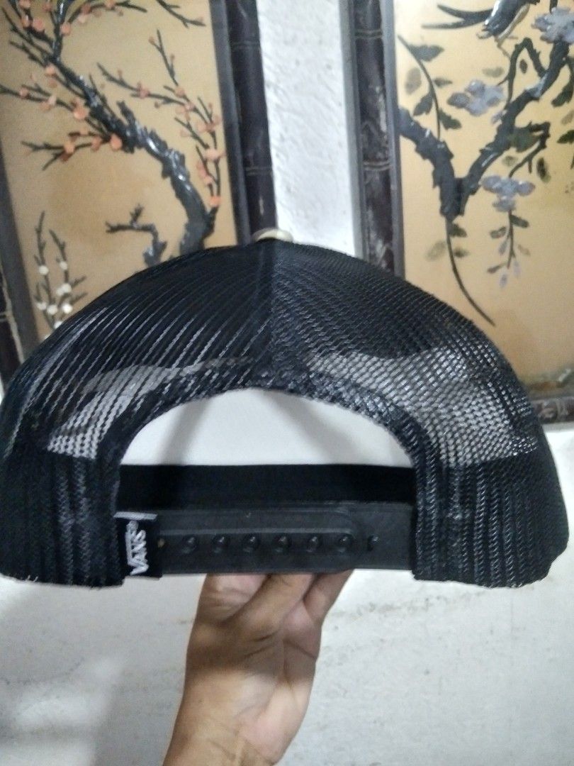 Vans Classic Trucker Cap - Camo (Category: Caps & Hats) located in Manila. Submitted by tonycess16 (Listing ID 1463921781, Image 3). Description: - Vans Trucker Cap - Multi-Camouflage Pattern - Classic Vans Logo Patch on Front - Breathable Mesh Back - Adjustable Snapback Closure - Ideal for Casual Wear.