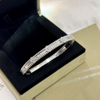 （分類：）位於 。 由 akatovsusi39412 提交（商品編號 1463806743，圖片 1）。簡介： 。