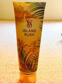 (Category: ) located in . Submitted by thetropicalpeople (Listing ID 1463891954, Image 1). Description: .