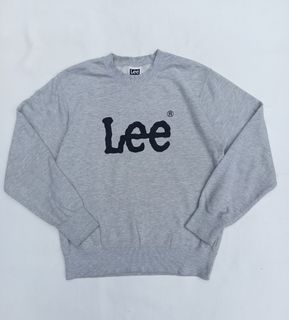 (Category: ) located in . Submitted by thrifted_93 (Listing ID 1463843295, Image 1). Description: .