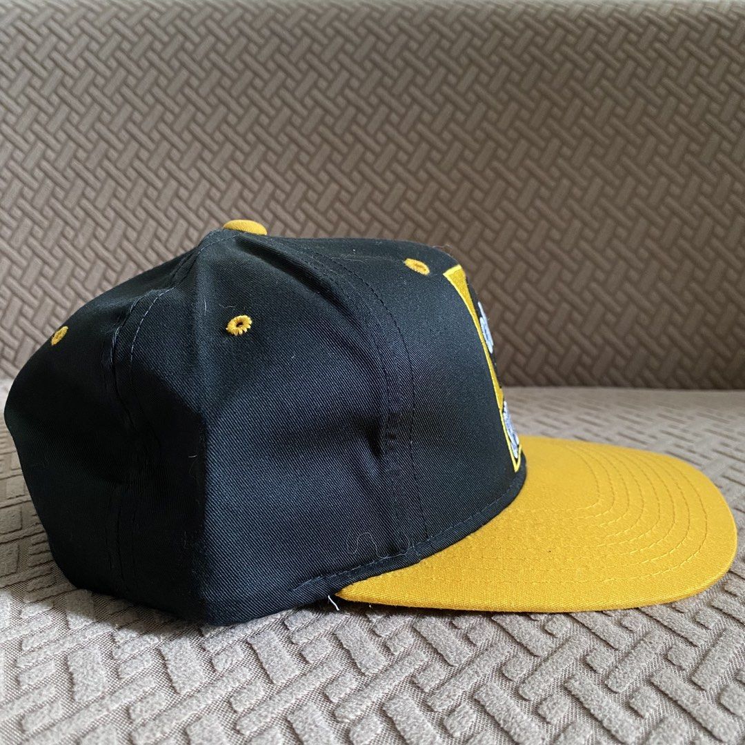 Vintage ABC SPORTS (Category: Caps & Hats) located in Makati City. Submitted by ejdc98 (Listing ID 1463788190, Image 3). Description: 1200 or best offer Used with issues check pics for more details Lbc / Lalamove.