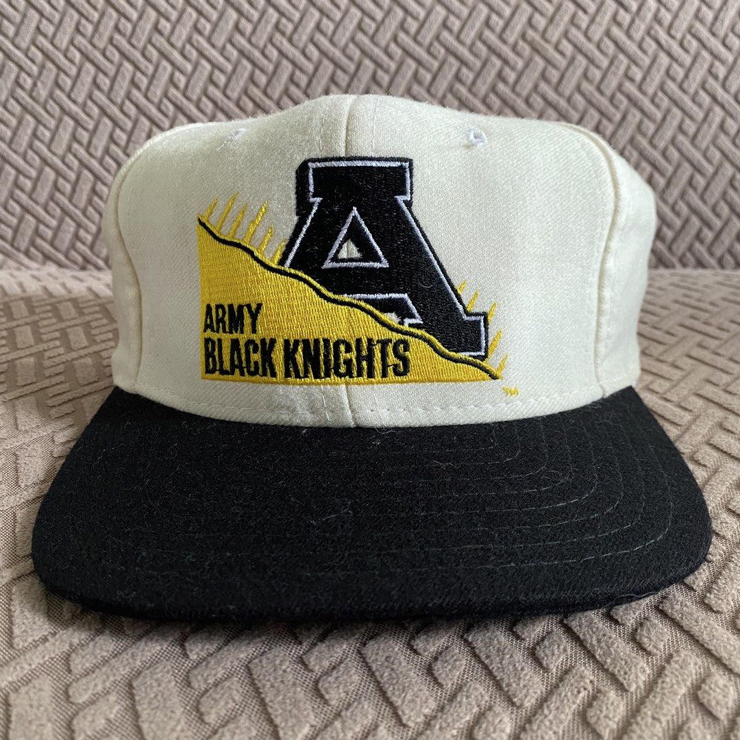 Vintage Army Black Knights (Category: Caps & Hats) located in Makati City. Submitted by ejdc98 (Listing ID 1463771428, Image 1). Description: 2k or best offer Used with issues check pics for more details Lbc / Lalamove.