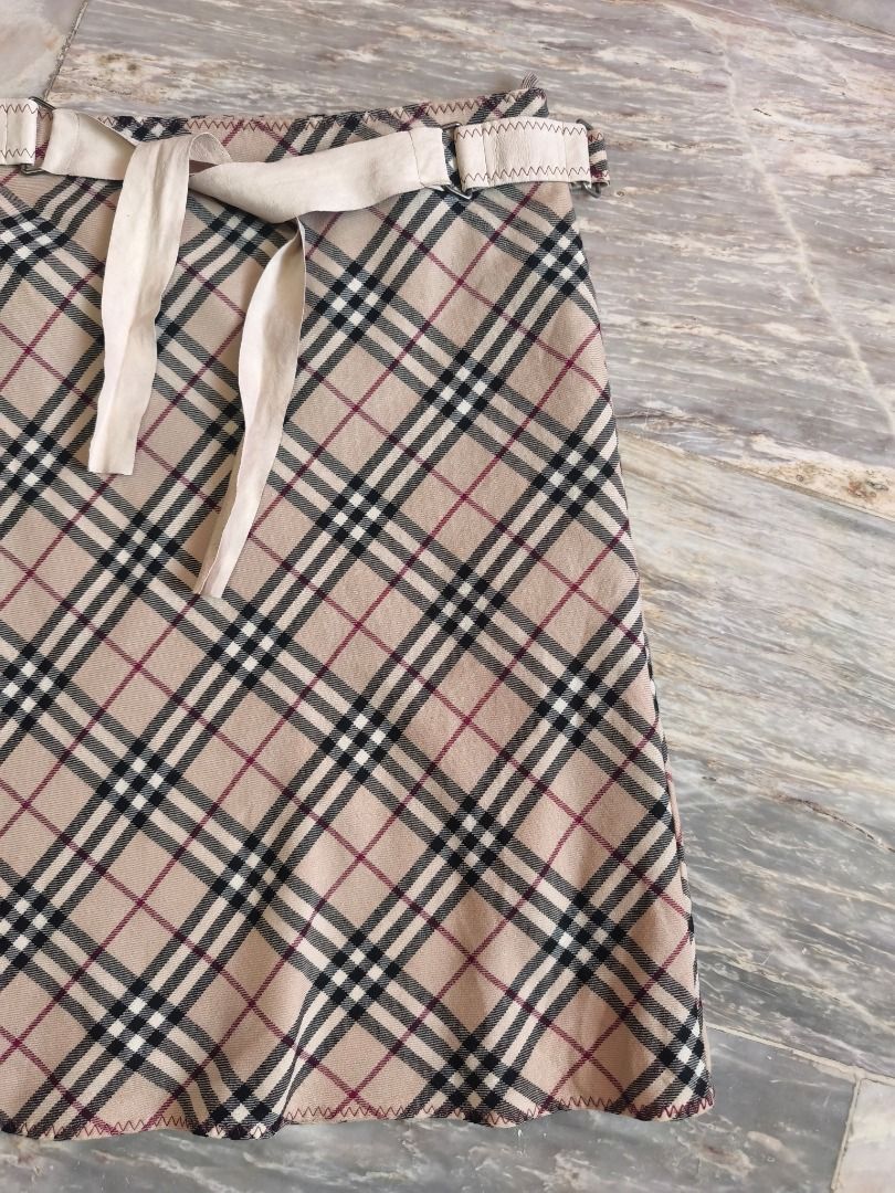 Vintage Burberry Skirt (Category: Skirts) located in Lucena. Submitted by 0174.archive (Listing ID 1463804585, Image 3). Description: very good used condition no flaws made in japan size 38 on tag Actual Measurements (inches) Waist:14.5 / 29 around Hip:17.5 / 35 around Length: 21 Message before buying if you have question Items are new / pre-loved / second hand used Manage your expectations Buy with confidence. No return no exchange.