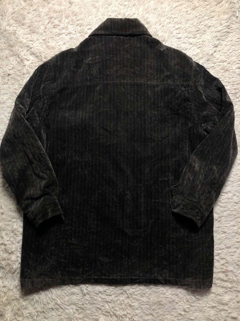 Vintage Coles Cords Brown Fullzip jacket (Category: Coats, Jackets and Outerwear) located in Manila. Submitted by truecat.00a53a (Listing ID 1463848310, Image 2). Description: size xl excellent condition working zip made in Italy.