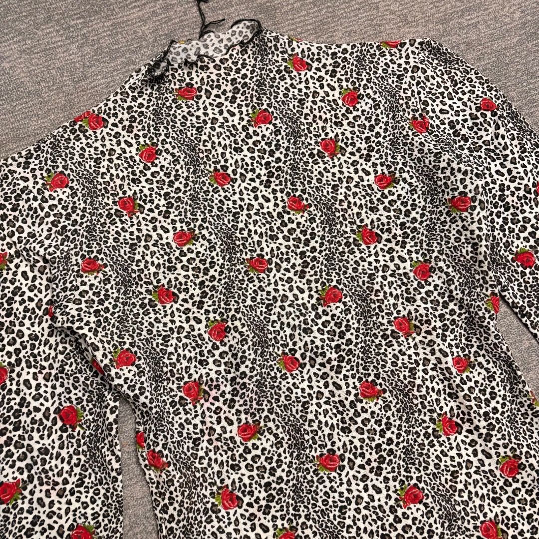 Vintage Euro Mesh mock-neck top (Category: Longsleeves) located in Calamba. Submitted by bermuda.ph (Listing ID 1463856209, Image 2). Description: .