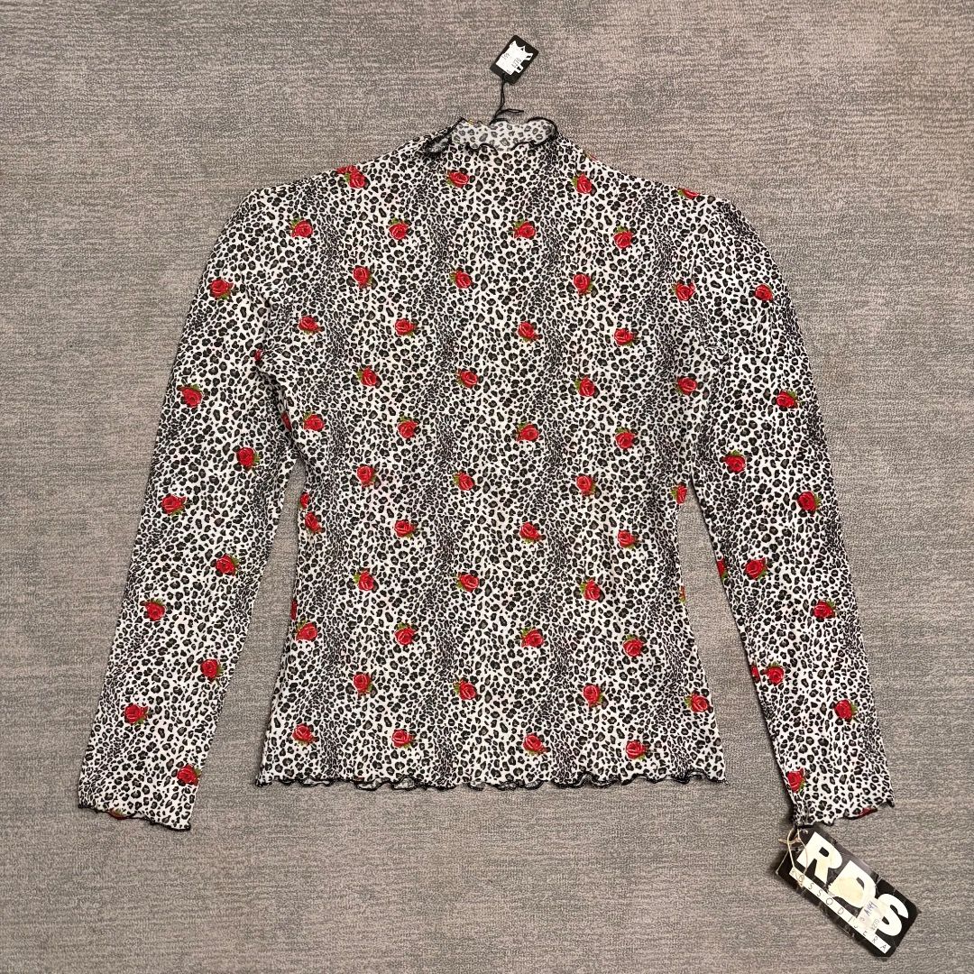Vintage Euro Mesh mock-neck top (Category: Longsleeves) located in Calamba. Submitted by bermuda.ph (Listing ID 1463856209, Image 1). Description: .