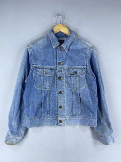 (Category: ) located in . Submitted by baju_terpakai93 (Listing ID 1463904276, Image 1). Description: .