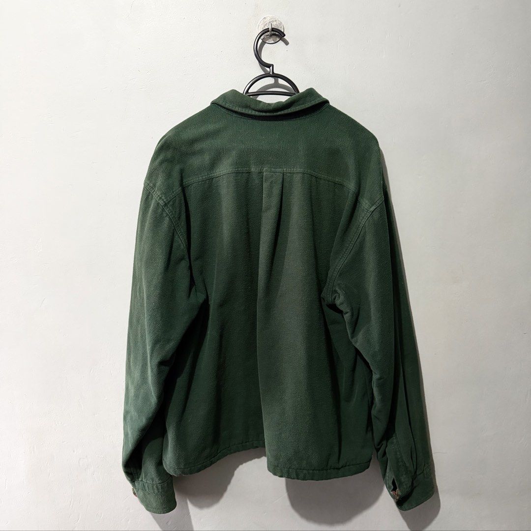 VINTAGE L.L. BEAN FOREST GREEN JACKET (Category: Coats, Jackets and Outerwear) located in Subic. Submitted by the_elusive_shop (Listing ID 1463831322, Image 3). Description: Note: This jacket was tailored. (too long for my liking) It’s tagged as a men’s tall size. Color rate: 7/10 Brand: L.L. Bean Size: XL Dimensions: W26 x L27 Sleeve length: L26 Fabric: 100% COTTON PLEASE READ BEFORE MAKING AN OFFER ⬇️ Lowballers will be blocked immediately. If 
