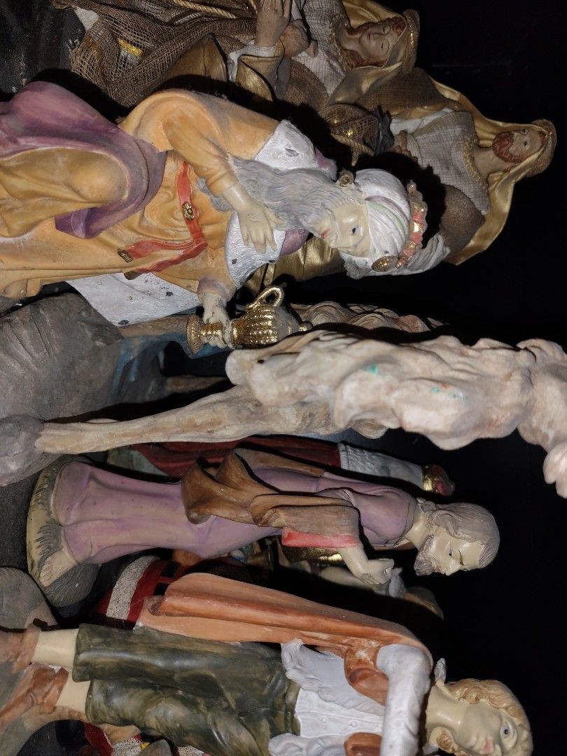 Vintage Nativity Scene Figurines Set (Category: Vintage Collectibles) located in Manila. Submitted by silentstar-0f4b (Listing ID 1463812047, Image 2). Description: - Vintage Nativity Scene Figurines - Set includes Mary, Joseph, Baby Jesus, Wise Men, and animals (cow, lamb) - Figures feature detailed clothing and expressions - Some figures are quite large - Sold as a complete lot - Ideal for Christmas decoration MALALAKI ITO.