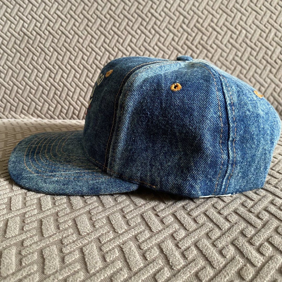 Vintage NBA CHICAGO BULLS Stonewashed Denim (Category: Caps & Hats) located in Makati City. Submitted by ejdc98 (Listing ID 1463789031, Image 2). Description: 7500 or best offer Used with issues check pics for more details Lbc / Lalamove.