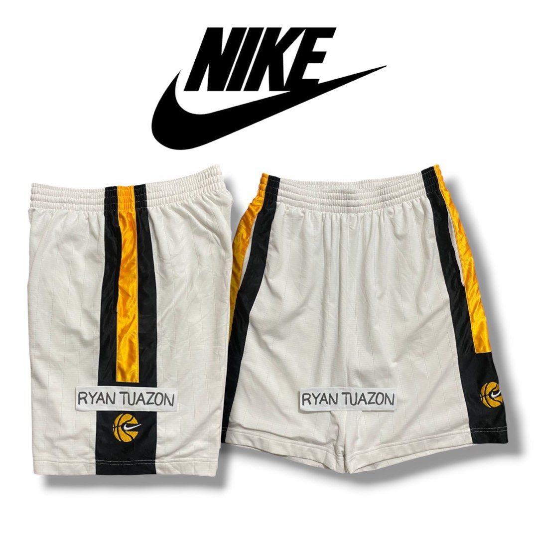 Vintage Nike Baller Shorts (Category: Shorts) located in Lubao. Submitted by thriftlangph (Listing ID 1463929494, Image 1). Description: 🏷P899 Vintage Nike Baller Shorts 30 to 36W x 21.5L 14 leg opening 9.5/10 color rate Excellent No issue.