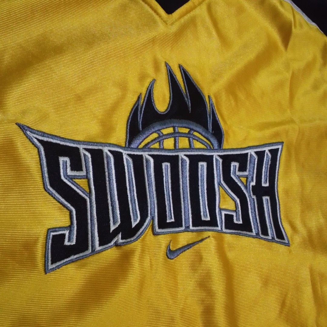 Vintage Nike Basketball Jersey (Category: Activewear) located in Dasmarinas. Submitted by egosyante (Listing ID 1463882504, Image 2). Description: 20x25½ No Issue.