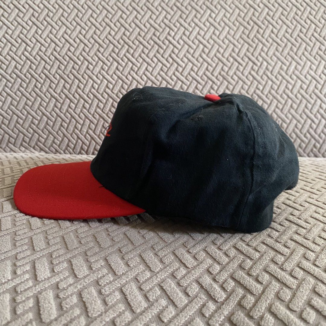 Vintage No Fear (Category: Caps & Hats) located in Makati City. Submitted by ejdc98 (Listing ID 1463770665, Image 2). Description: 1k or best offer Used with issues check pics for more details Lbc / Lalamove.
