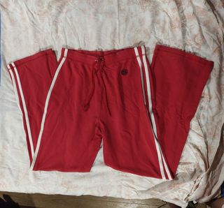 (Category: ) located in . Submitted by angel.decluttersx (Listing ID 1463846463, Image 1). Description: .