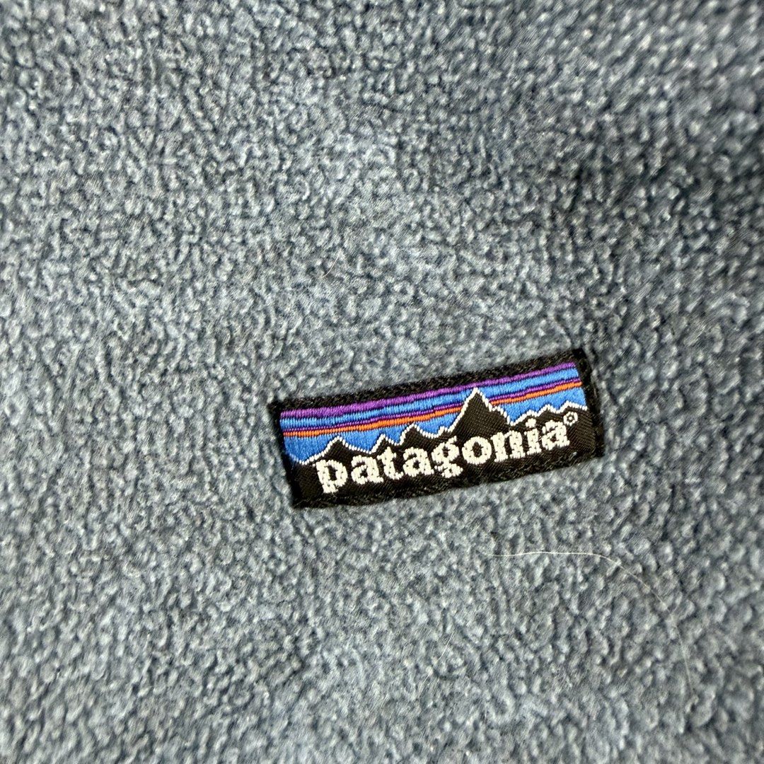 Vintage Patagonia Synchilla Fleece Pullover (Category: Coats, Jackets and Outerwear) located in Cavite. Submitted by epiboie (Listing ID 1463836027, Image 2). Description: Vintage Patagonia synchilla halfzip Size xsmall 19.5x23 Color rate: 9.5/10 excellent condition No issue.