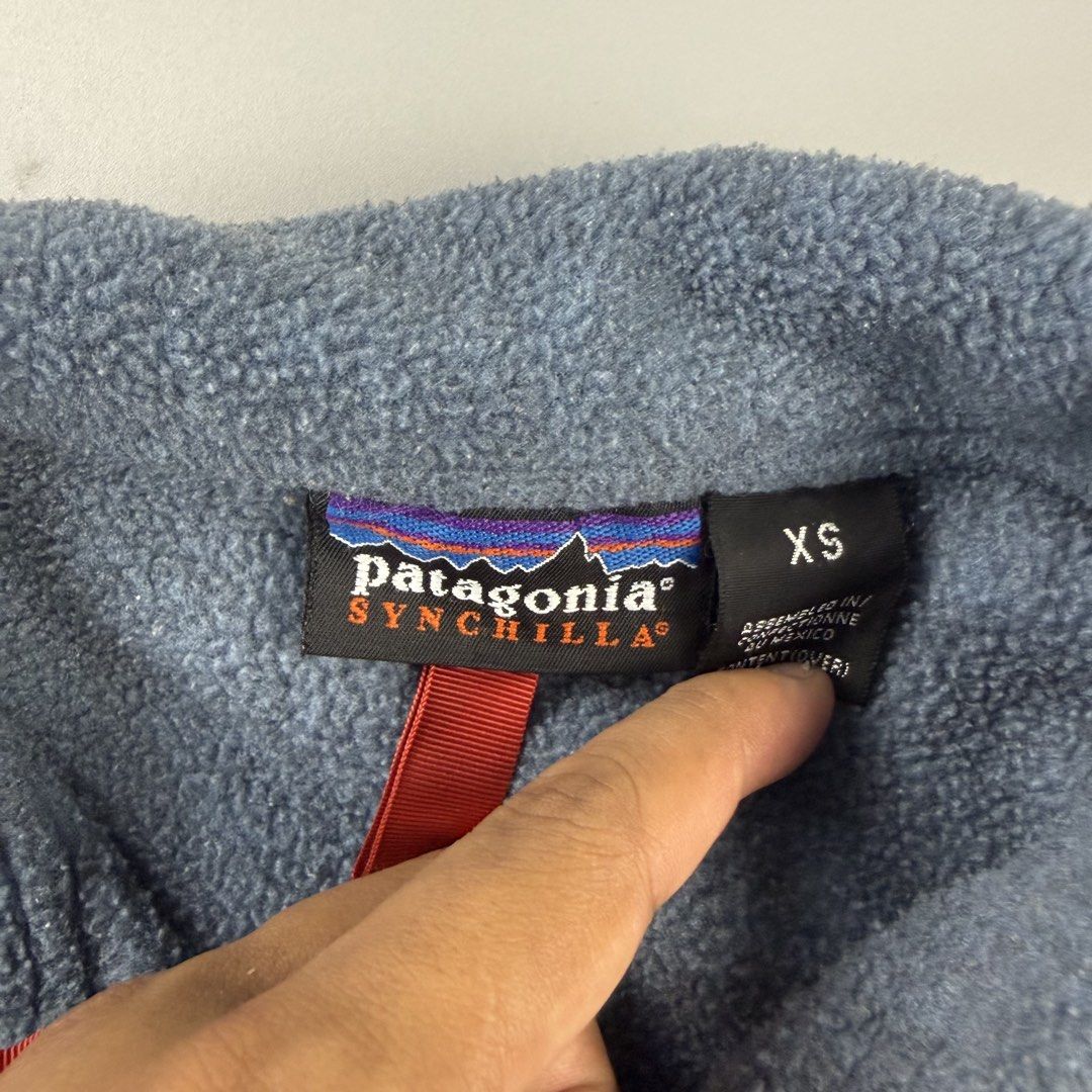 Vintage Patagonia Synchilla Fleece Pullover (Category: Coats, Jackets and Outerwear) located in Cavite. Submitted by epiboie (Listing ID 1463836027, Image 3). Description: Vintage Patagonia synchilla halfzip Size xsmall 19.5x23 Color rate: 9.5/10 excellent condition No issue.