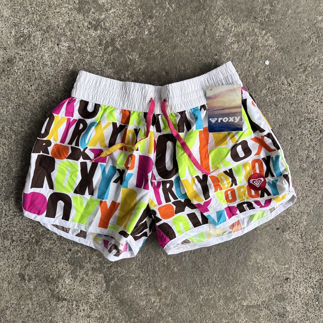 Vintage Roxy Deadstock Boardshort for Her (Category: Shorts) located in Nagcarlan. Submitted by swiftgem-d189 (Listing ID 1463807491, Image 2). Description: Aspack Price Pede din po Split.