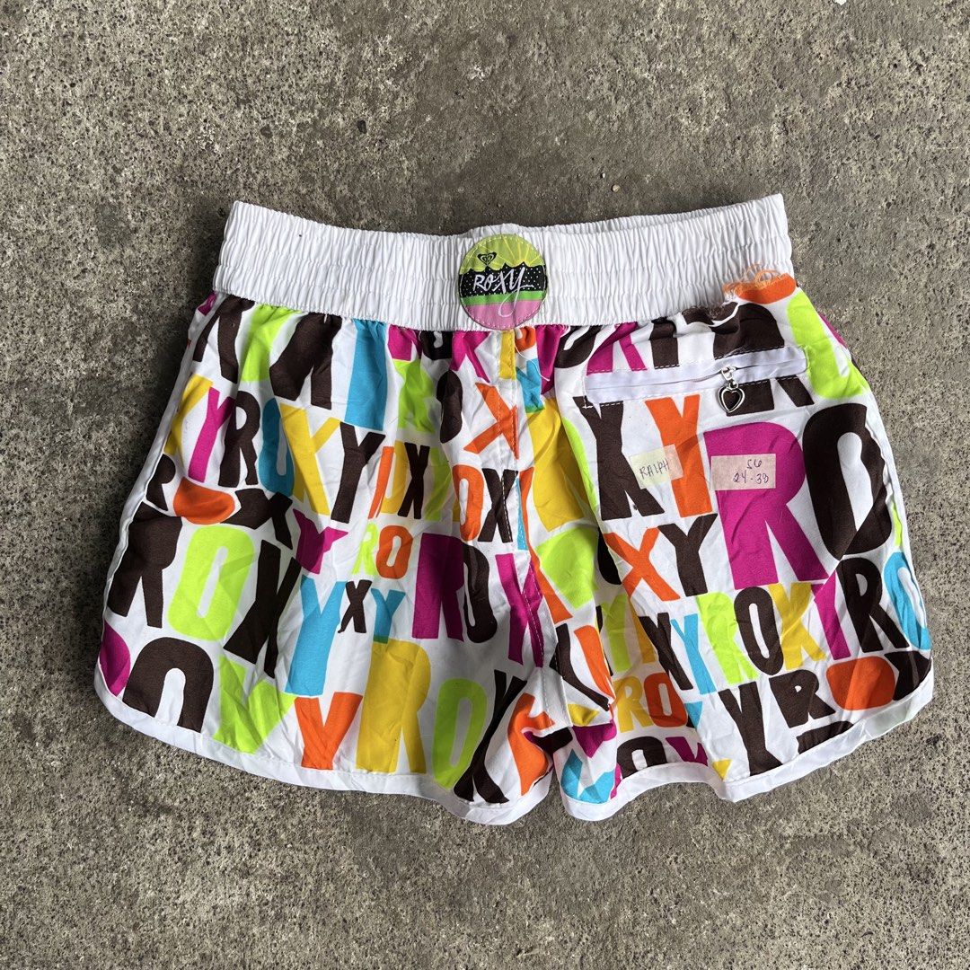 Vintage Roxy Deadstock Boardshort for Her (Category: Shorts) located in Nagcarlan. Submitted by swiftgem-d189 (Listing ID 1463807491, Image 3). Description: Aspack Price Pede din po Split.