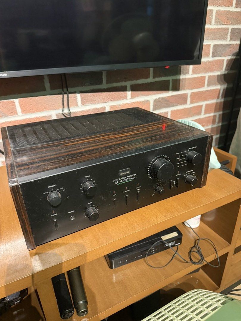 Vintage Sansui AU-D607F EXTRA Integrated Amplifier (Category: Soundbars, Speakers & Amplifiers) located in Manila. Submitted by domsyy (Listing ID 1463929616, Image 1). Description: Vintage amplifier Slightly negotiable .