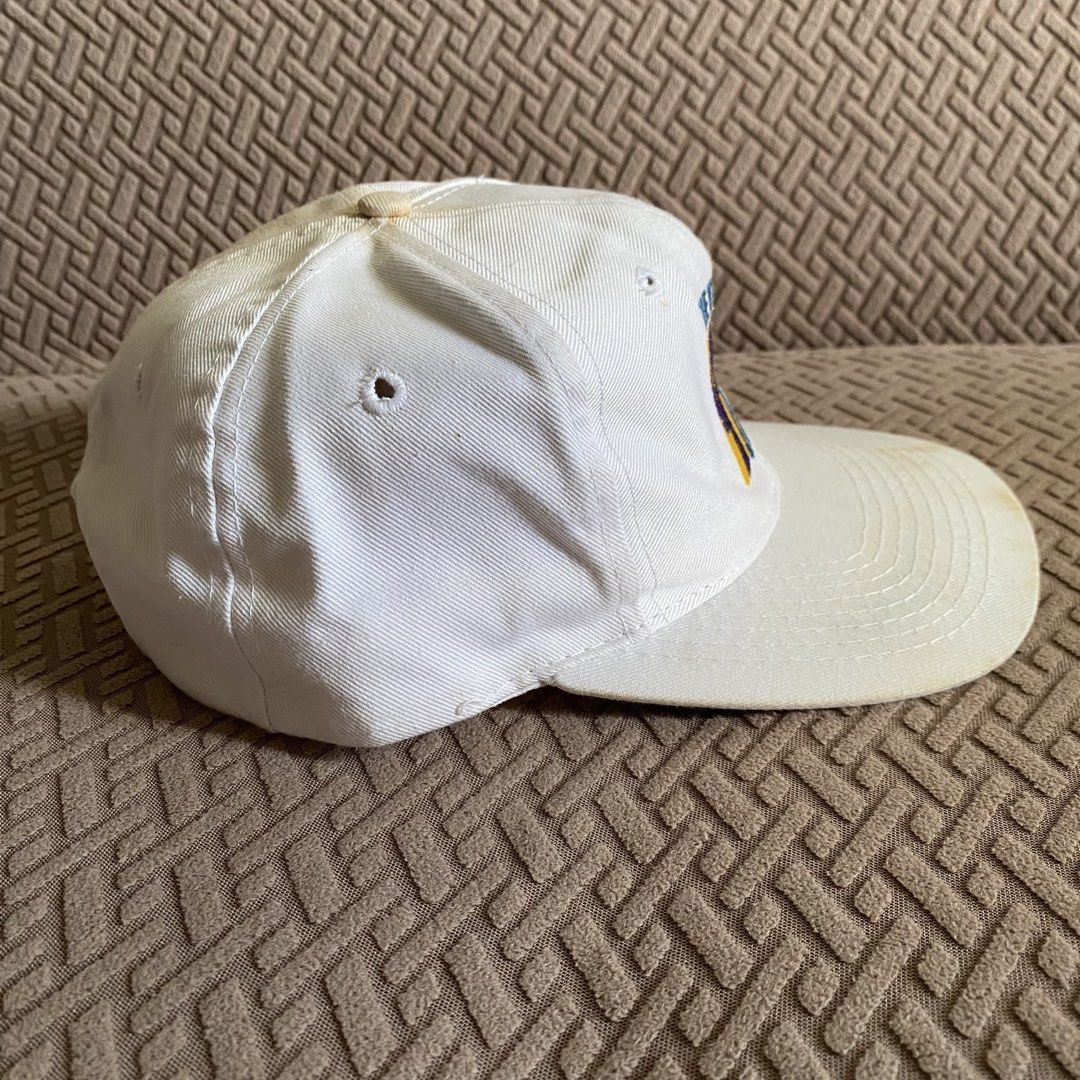 Vintage The Best Ever 93 by Universal (Category: Caps & Hats) located in Makati City. Submitted by ejdc98 (Listing ID 1463770056, Image 3). Description: 1k or best offer Used with issues check pics for more details Lbc / Lalamove.