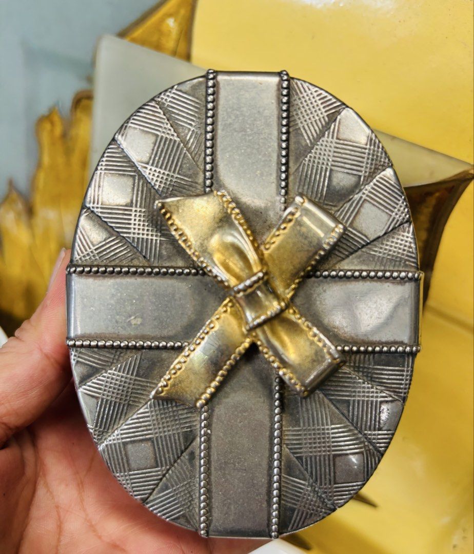 Vintage trinket (Category: Other Home Decor) located in Dapitan. Submitted by clarisasan19348 (Listing ID 1463785466, Image 2). Description: .