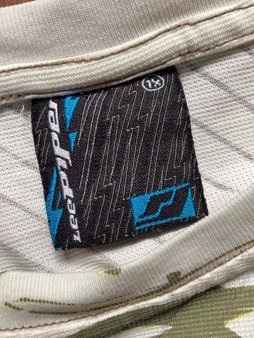 Vintage y2k Lee pipes kill the boredom (Category: Tshirts & Polo Shirts ) located in Manila. Submitted by archivefine_ds (Listing ID 1463749701, Image 3). Description: size XL on tag 9/10 condi, slighty faded yung black color sa braso part w 19 L 28.