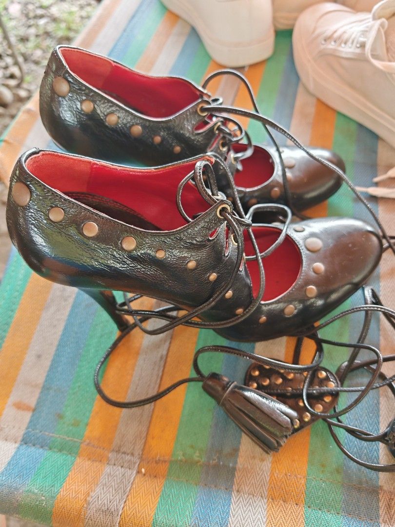 Vivienne Westwood (Category: Sneakers & Footwear) located in Santa Cruz. Submitted by ukayhuntworldwide (Listing ID 1463812499, Image 2). Description: Vivienne Westwood Black Patent Leather Studded Lace-up Pump Excellent condition Size 36 1/2.