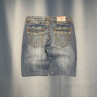 (Category: ) located in . Submitted by kd_thrift_shop (Listing ID 1460877717, Image 1). Description: .