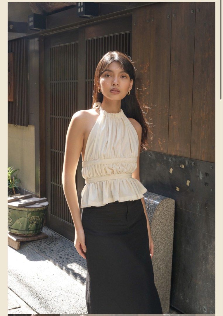 Wear Laya Summer top in ivory (Category: Blouses) located in Valenzuela. Submitted by shopmystyle__ (Listing ID 1463772424, Image 1). Description: Like new Used once for a shoot lang Small on tag Fits small to medium frame (garterized) .