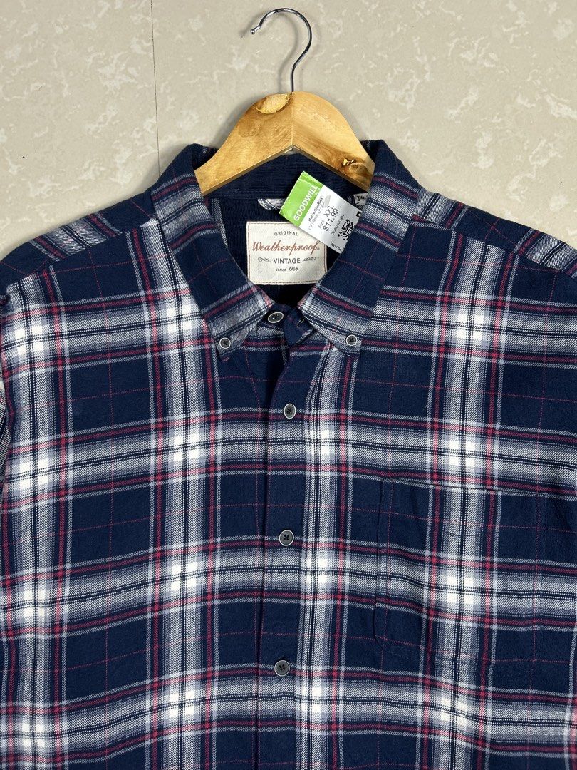 WEATHERPROOF flannel for men (Category: Coats, Jackets and Outerwear) located in Tacloban City. Submitted by his_closetttt23 (Listing ID 1463806244, Image 2). Description: .