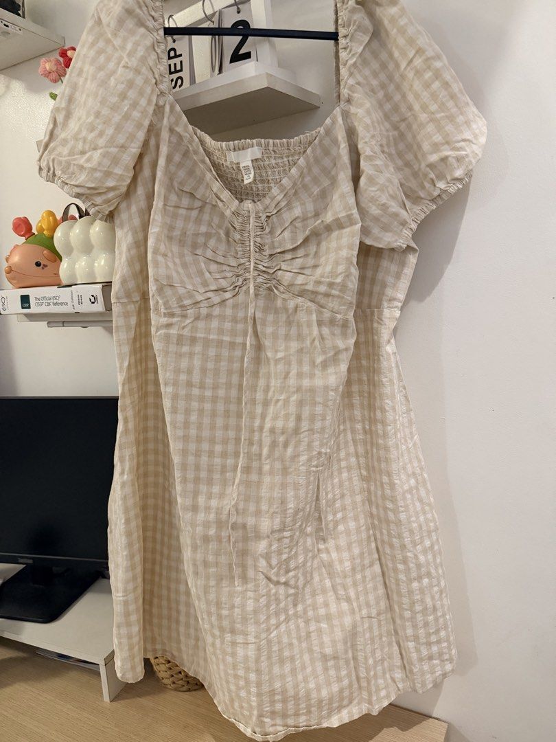 Pre loved Plus size clothes (Category: Dresses) located in General Trias. Submitted by lovedbykimmy (Listing ID 1463745206, Image 2). Description: Price range from Php 50-Php 350 Some of them are unused, used once or lightly used RFS: Decluttering Location: Gentri Cavite Can be shipped via lalamove, lbc/j&t .