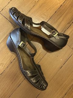 (Category: ) located in . Submitted by TreasureHappy77 (Listing ID 1463925972, Image 1). Description: .