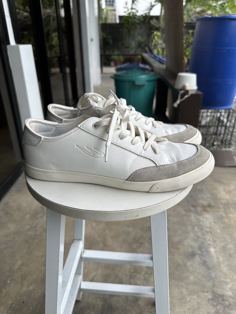 World Balance White Sneakers (Category: Casual Shoes) located in Butuan. Submitted by BytheriverClothing (Listing ID 1463815370, Image 1). Description: Issue: minor creasing, Very Minor heel drags Very good condition Rfs: not used anymore/decluttering Size US 9 men (can fit size 9.5) Euro 42 Bought at new balance for 1299 .