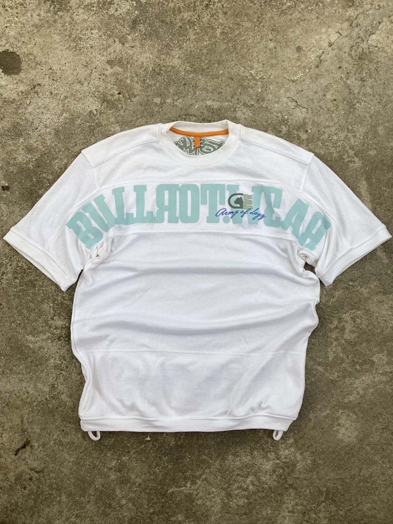 Y2K Bullrotwear Spellout Tee (Category: Tshirts & Polo Shirts ) located in Manila. Submitted by archivefine_ds (Listing ID 1463747110, Image 1). Description: size S on tag 9/10 condi, need wash w 19 L 27.