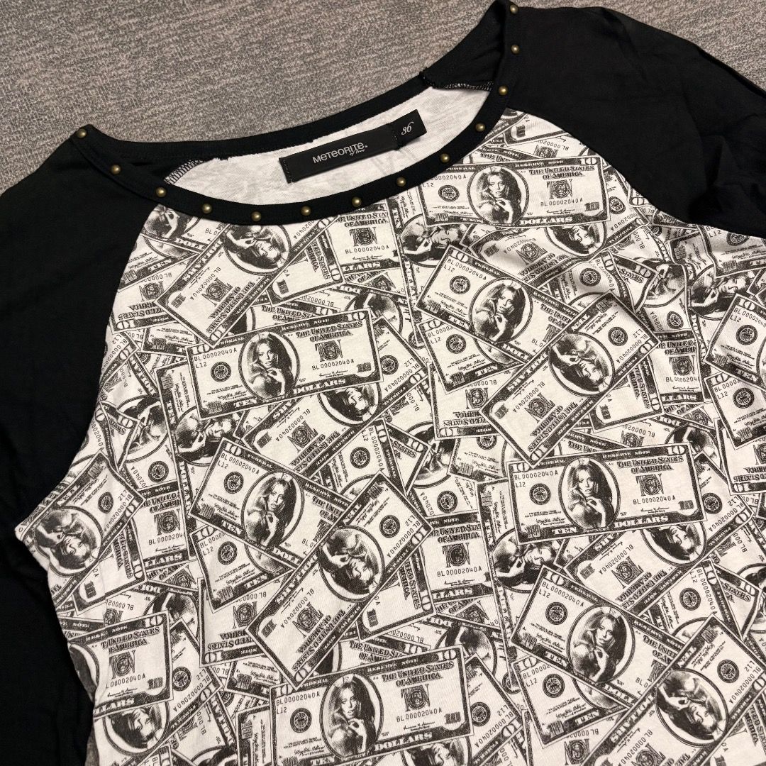 Y2K Raglan Dollar Bill Graphic (Category: Longsleeves) located in Calamba. Submitted by bermuda.ph (Listing ID 1463855423, Image 2). Description: .