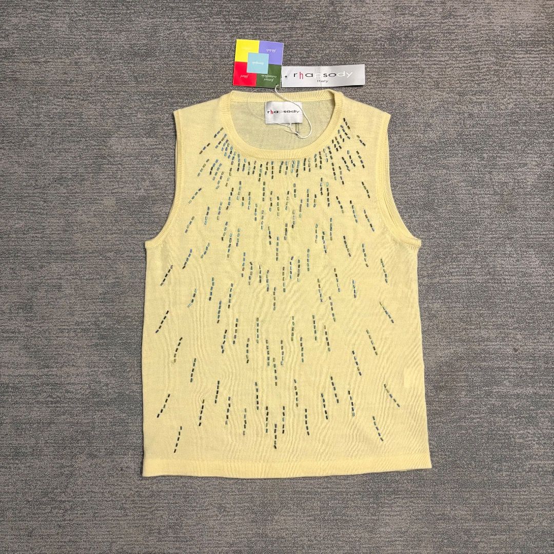 Y2K Rhapsody Italy with small cylindrical beads (Category: Sleeveless) located in Calamba. Submitted by bermuda.ph (Listing ID 1463874697, Image 1). Description: .