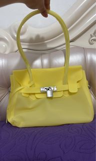 (Category: ) located in . Submitted by bmdboutique (Listing ID 1463893715, Image 1). Description: .