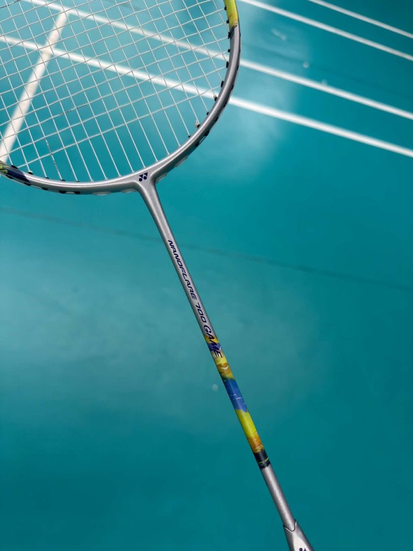 Yonex Nanoflare 700 Game (Category: Racket and Ball Sports) located in Caloocan City. Submitted by sleepygello (Listing ID 1463831037, Image 2). Description: - Yonex Nanoflare 700 game - string: exbolt 65 - used for less than 30minutes - not for me (too light) P5,500 09455782466 Slightly nego.