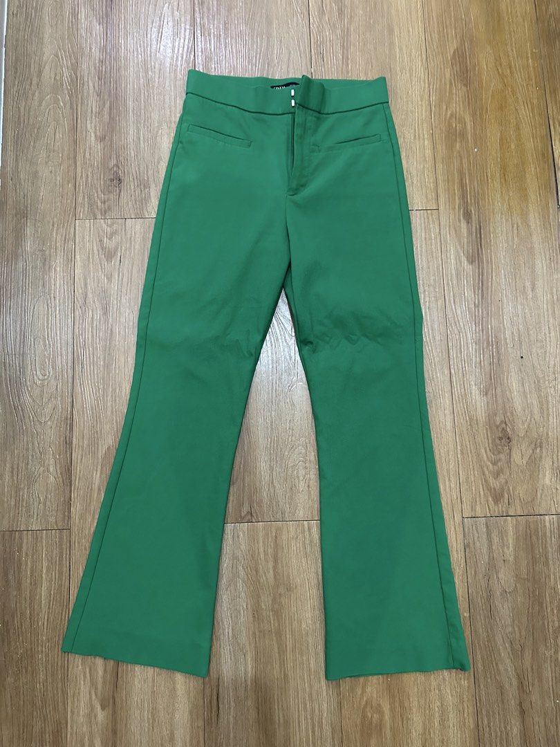 Zara Green Cropped Flare Pants (Category: Jeans) located in Las Pinas. Submitted by gg_1968 (Listing ID 1463832108, Image 2). Description: - Zara cropped flare pants - message me for measurements - Size: XS - High-waisted fit - Zip and button closure - Two front pockets - Made in Turkey - Perfect for dressing up or down.