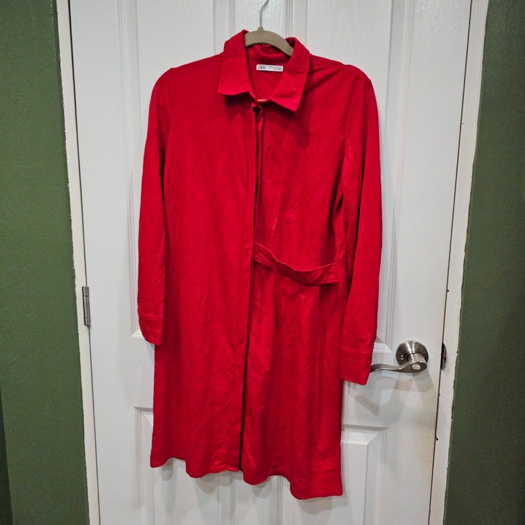 Zara Red Dress (Category: Coats, Jackets and Outerwear) located in Makati City. Submitted by goldenbird.001 (Listing ID 1463890739, Image 1). Description: fits medium.