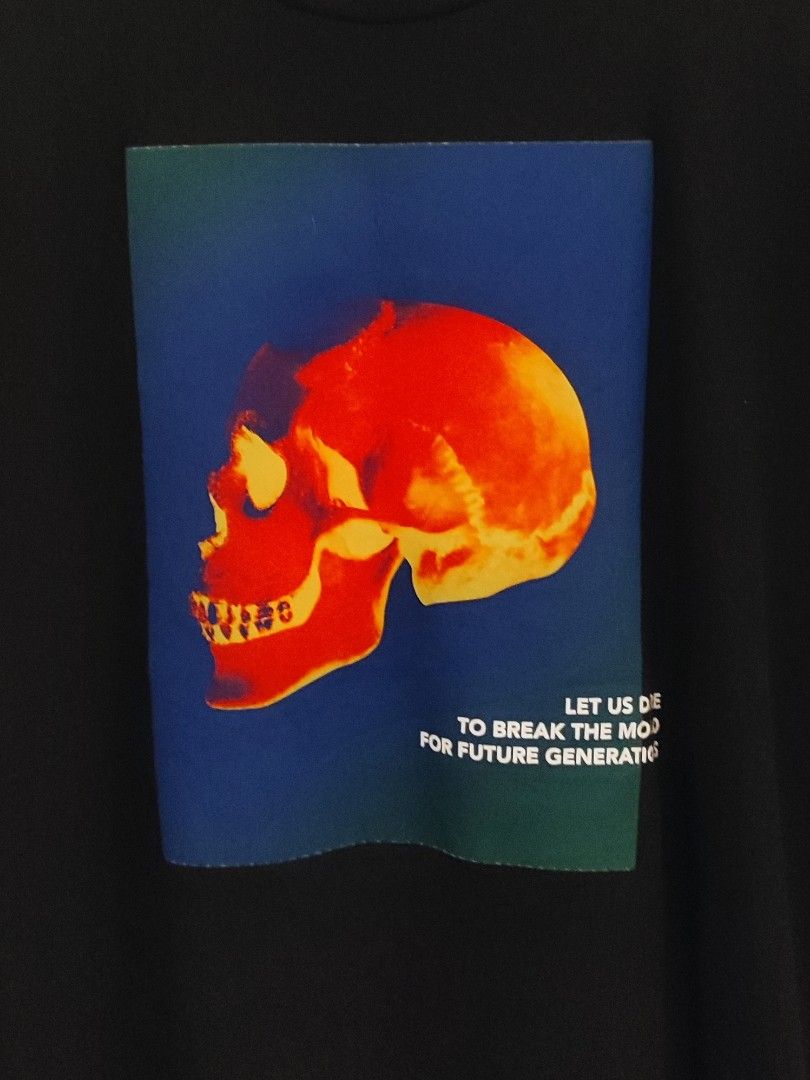 Zara Skull Tee (Category: Tshirts & Polo Shirts ) located in Ibajay. Submitted by trendholicrepublique (Listing ID 1463887754, Image 3). Description: Zara Skull Tee 299 Php Color Rate 9.8/10 XL On Tag (21 x 29) Very Good to Excellent Condition (need wash).