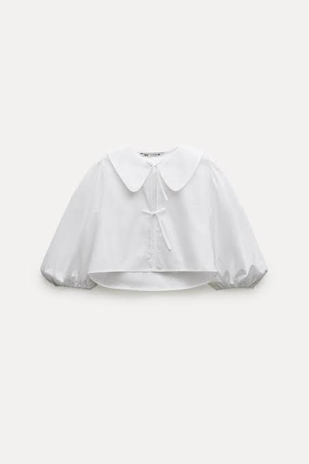 Zara White Cropped Poplin top (Category: Blouses) located in Paranaque City. Submitted by meowdonna (Listing ID 1463833118, Image 1). Description: - Size:Xs - Location: Cavite - Payment: gcash/cod.