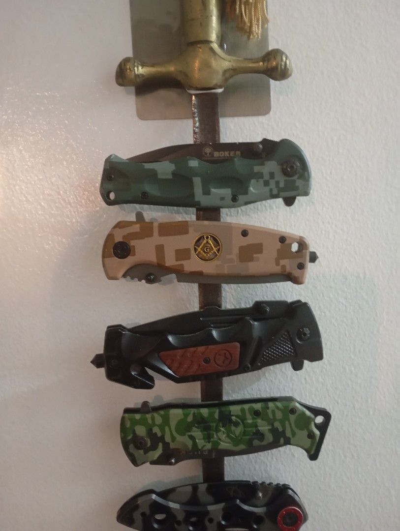12 pcs pocket (Category: Hiking & Camping) located in Las Pinas. Submitted by the_recycle_shop (Listing ID 1464127782, Image 2). Description: 12 pcs with cadet selling as set for 5000 Lalamove shipping only.