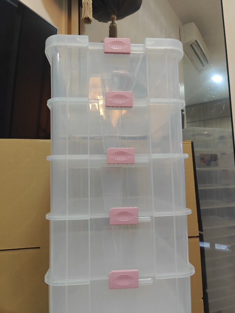 15 Layer Stackable Storage Box (Category: Storage Boxes & Baskets) located in Singapore. Submitted by joycewyy84 (Listing ID 1463966440, Image 2). Description: 5 Big 10 Small 3 Cover Handle so can use as three separate boxes if you want Take all for $15, self collect at Greenwich Fast deals not for fussies.