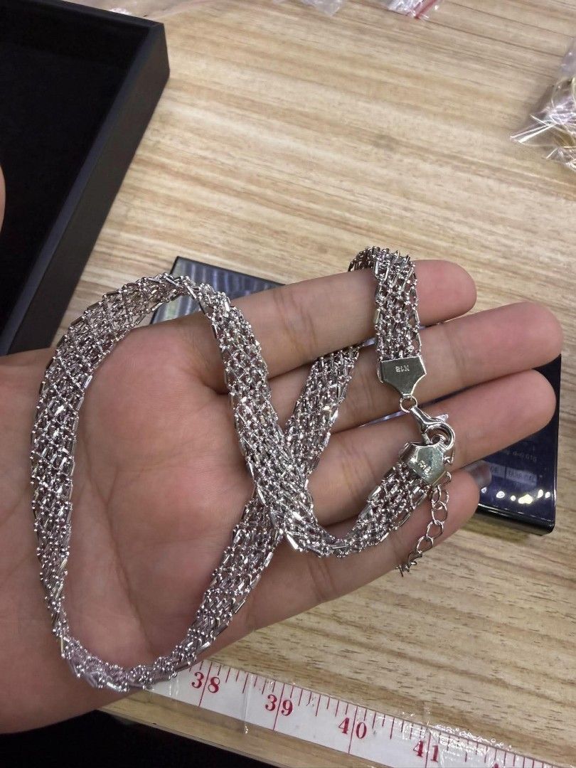 18k Saudi whitegold necklaces (Category: Necklaces) located in Manila. Submitted by bhelgoldseller2ndaccount (Listing ID 1463972291, Image 1). Description: New!!✨New!!✨New!! Authentic 18k Saudi Golds 💯pawnable/naisasanla 💯with high appraisal rate 💯good investment 💯Direct supplier price 👉OPEN for resellers 🌺please take time to evaluate their actual sizes and grams 👉Best panggift for all occasions ✅ Sold per grams not per piece Kya lowest pr